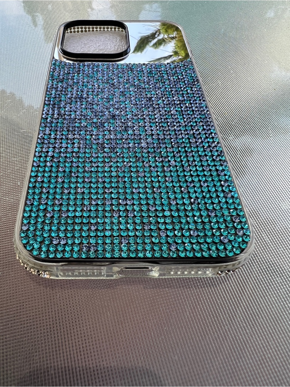 Sparkling Teal Rhinestone iPhone 18/17/16/15/24/13/22/Pro Max Case